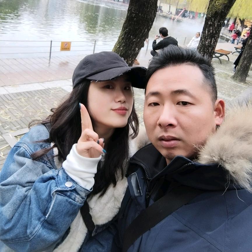 内江范范二手车