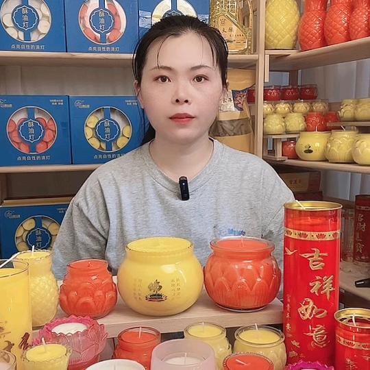 沫恩酥油灯铺~传灯人