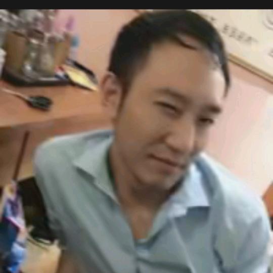 杨林听风。