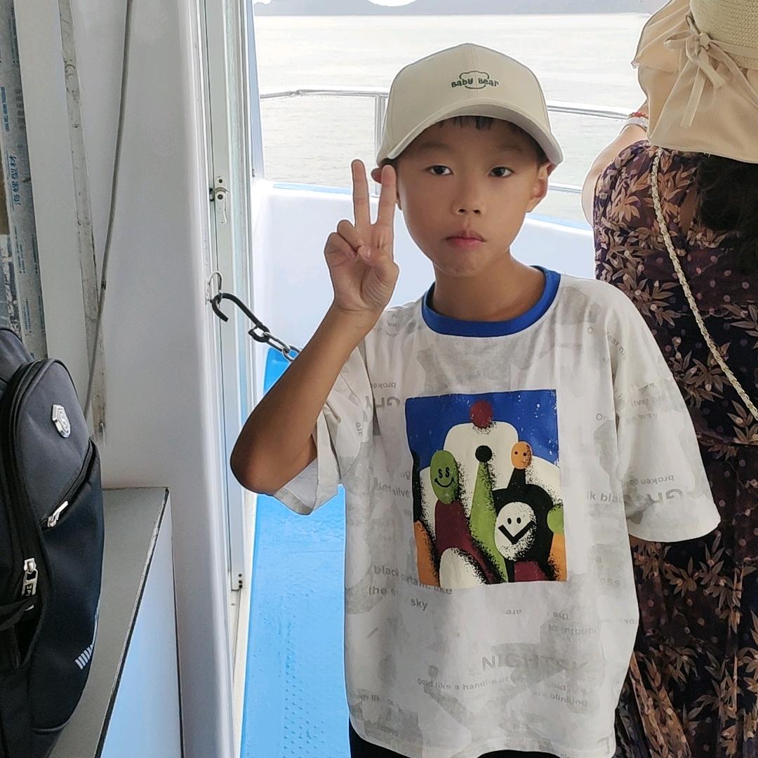 邹丽