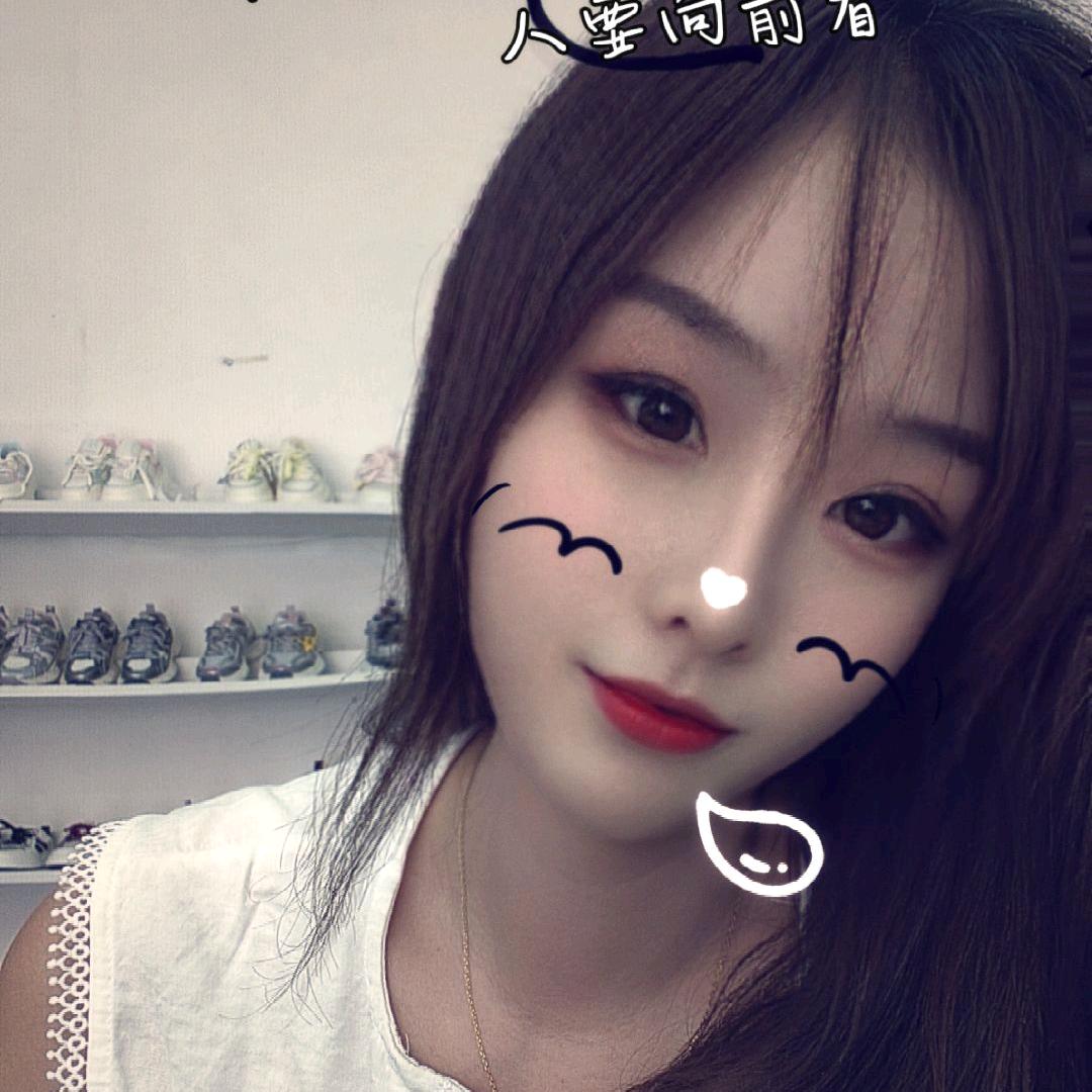 函函🧡蔓蔓