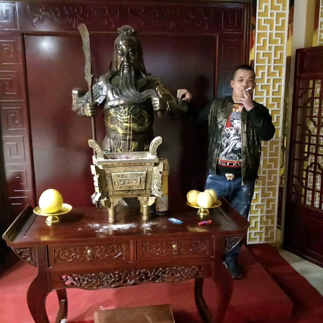 徐记纯手工砂锅土豆粉、丸子大烩菜。