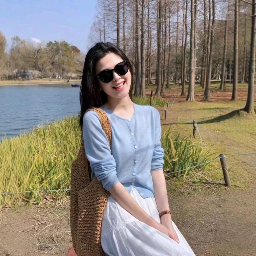 潮流百搭女装