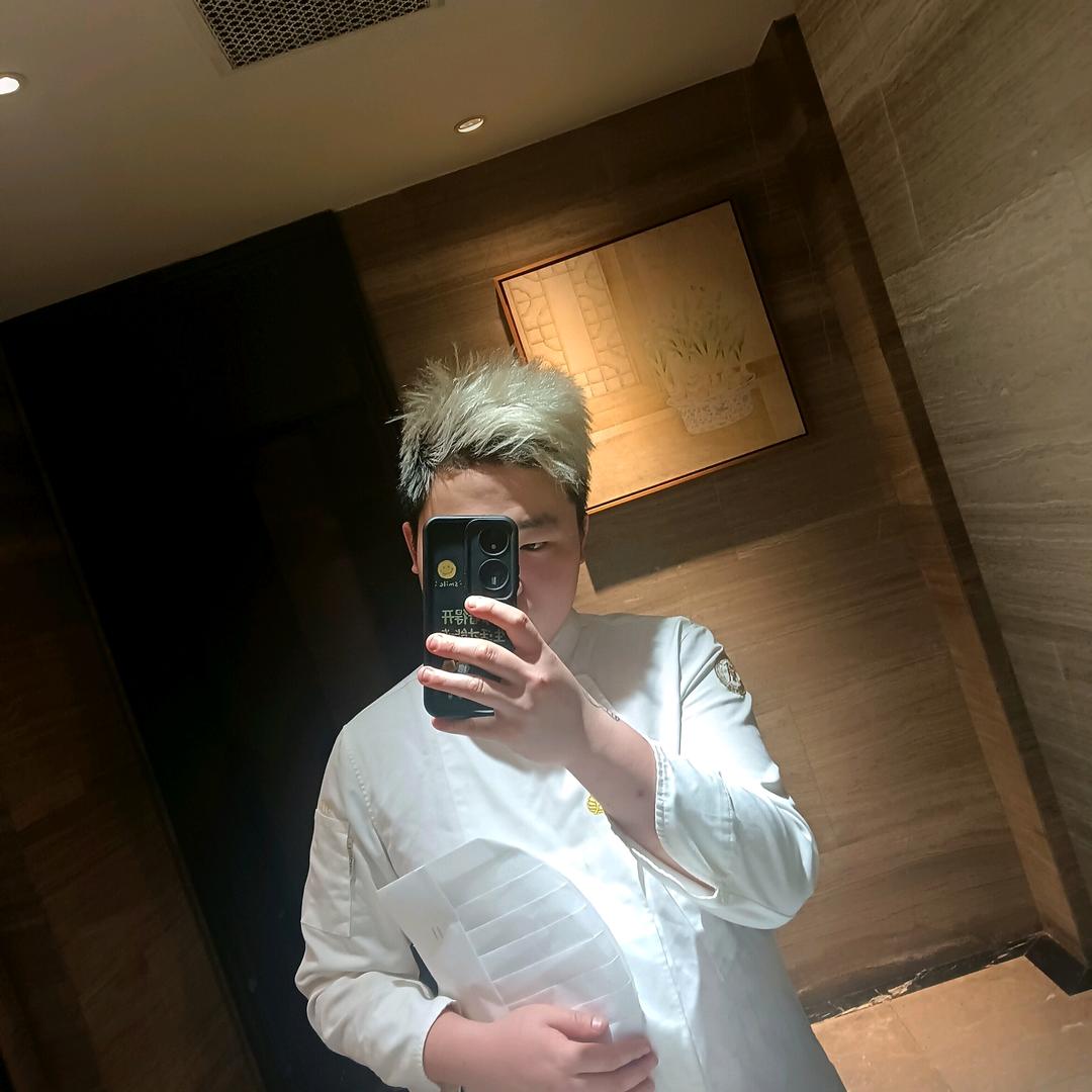 爱喝冰美式☕️