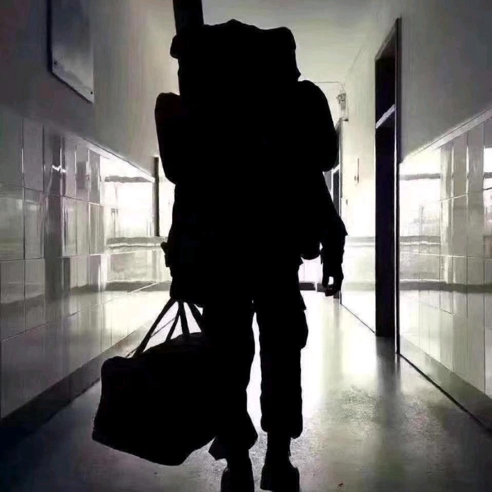 劉、LLL（泽弘）