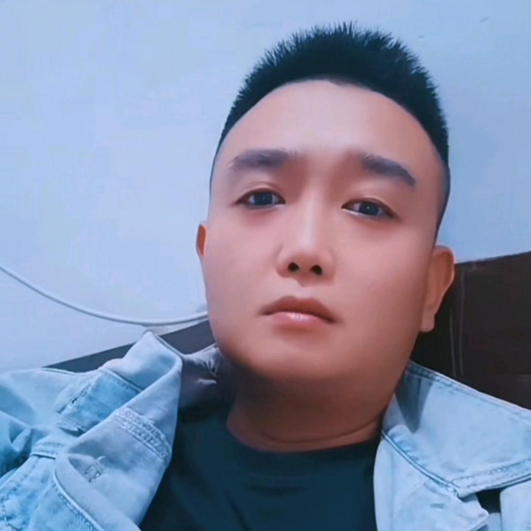 游客