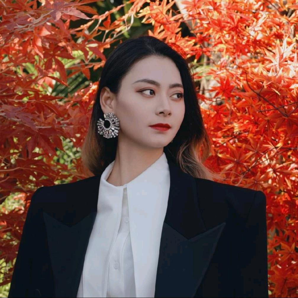 余梦l梦总｜小号随性