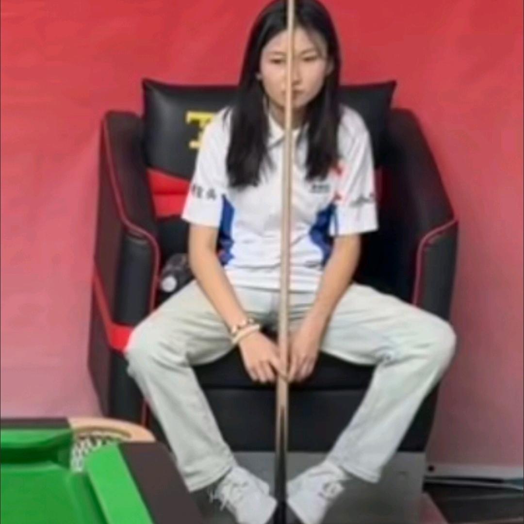 灰焰欧巴头像