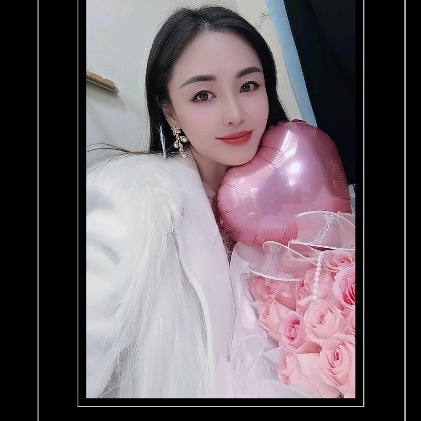 阿姨两个英雄上王者