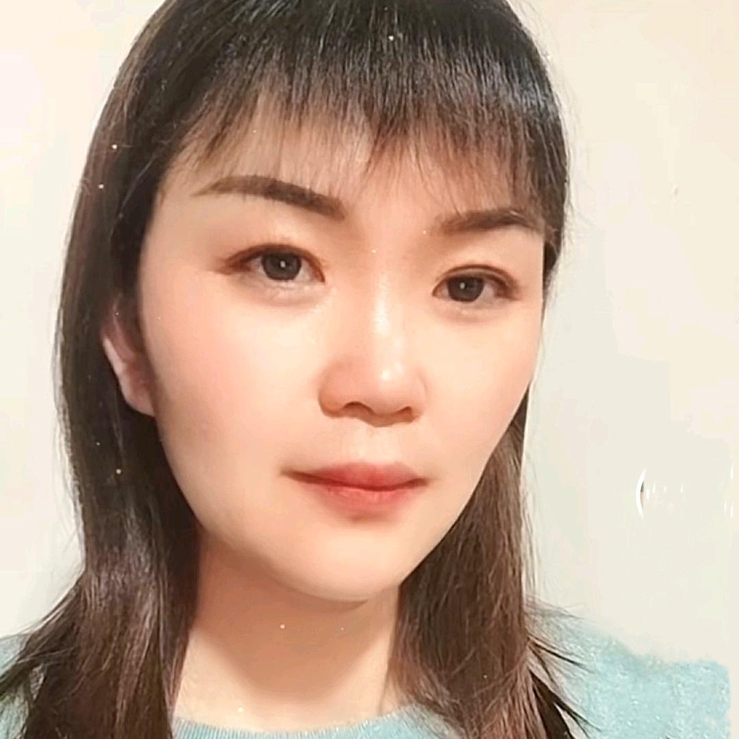 娟子（单亲妈妈）带三个娃
