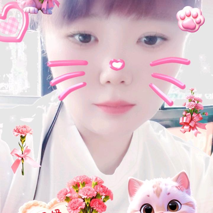 月依秋水