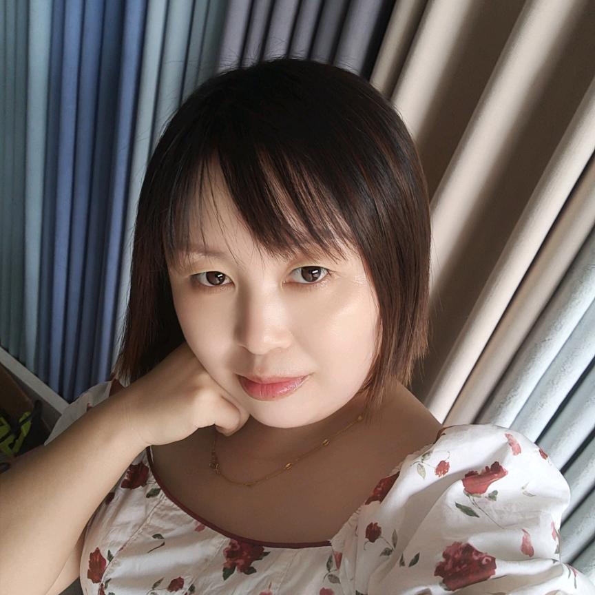 琳渲窗帘安装部