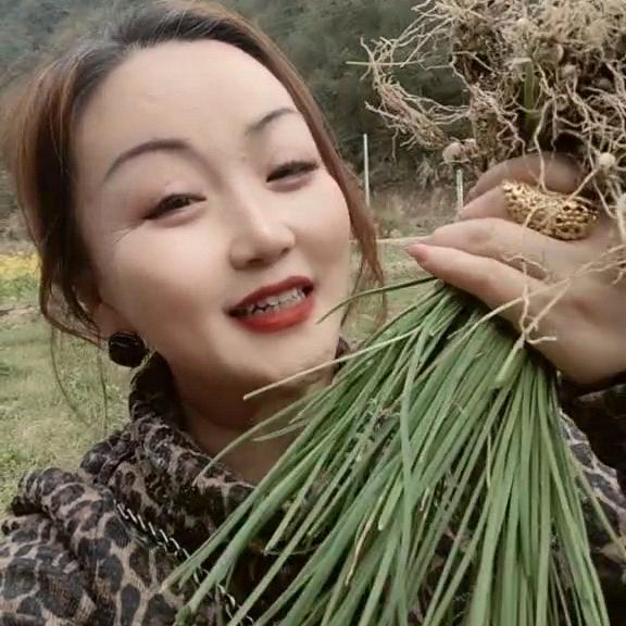 潘贞