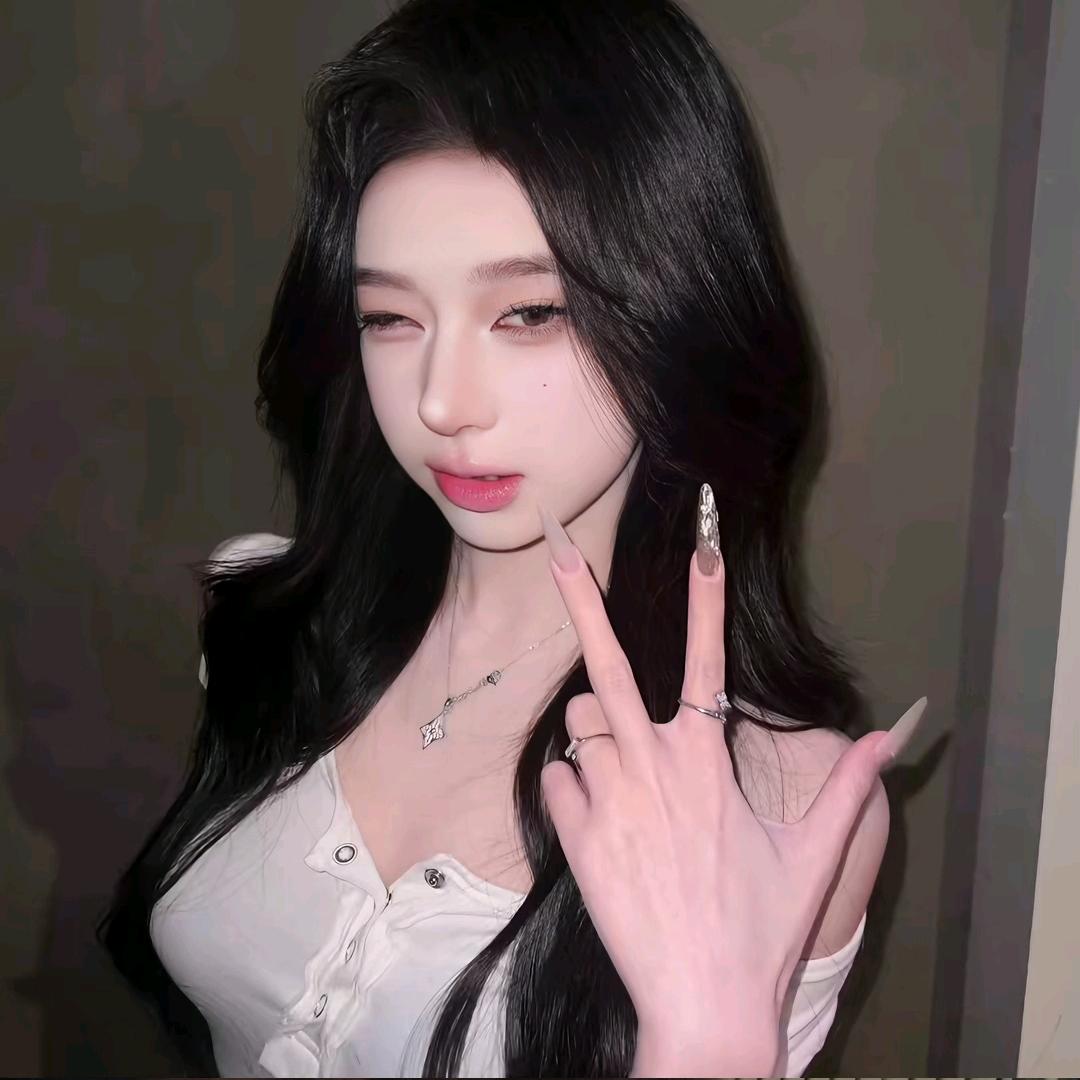 我不是小美๑•́₃•̀๑