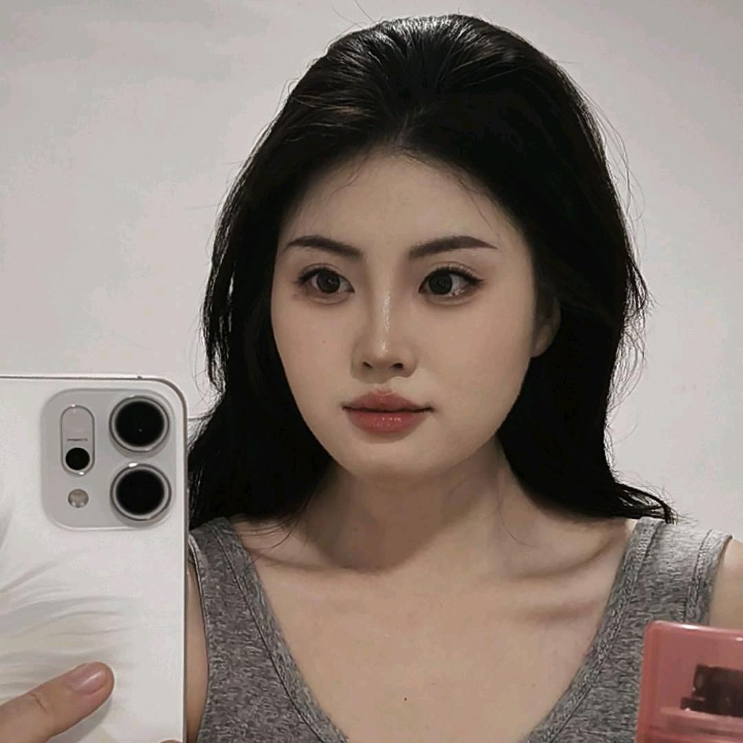 小艾同学 ᥫᩣ
