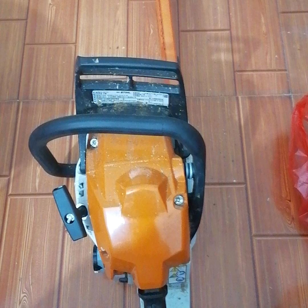 凡哥伐树