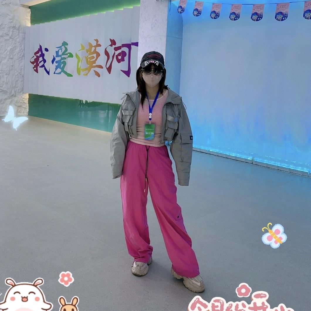 是小洛呀-漠河随心游