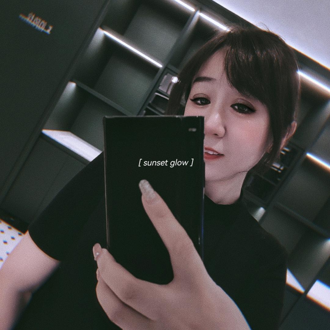 奥特曼和怪兽谈恋爱