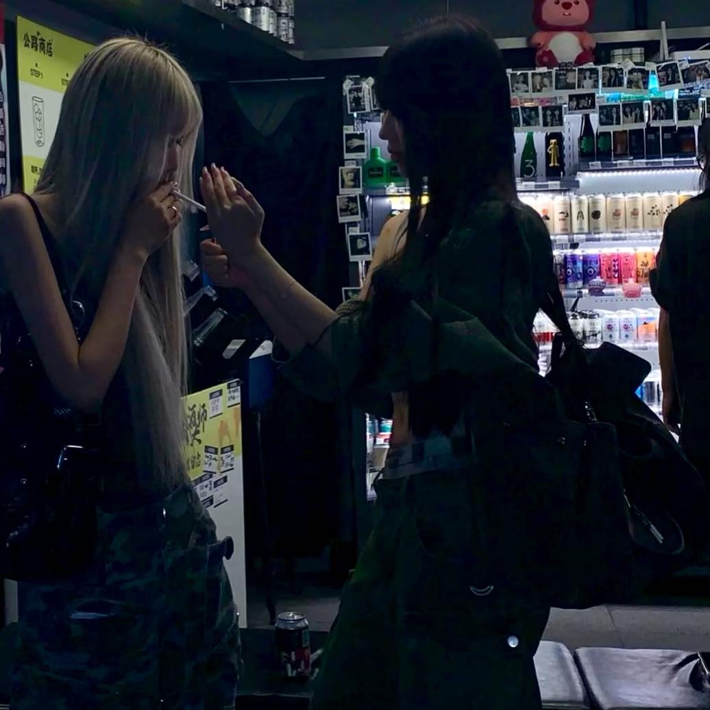 黑大帅哥🦋⁺✟₊