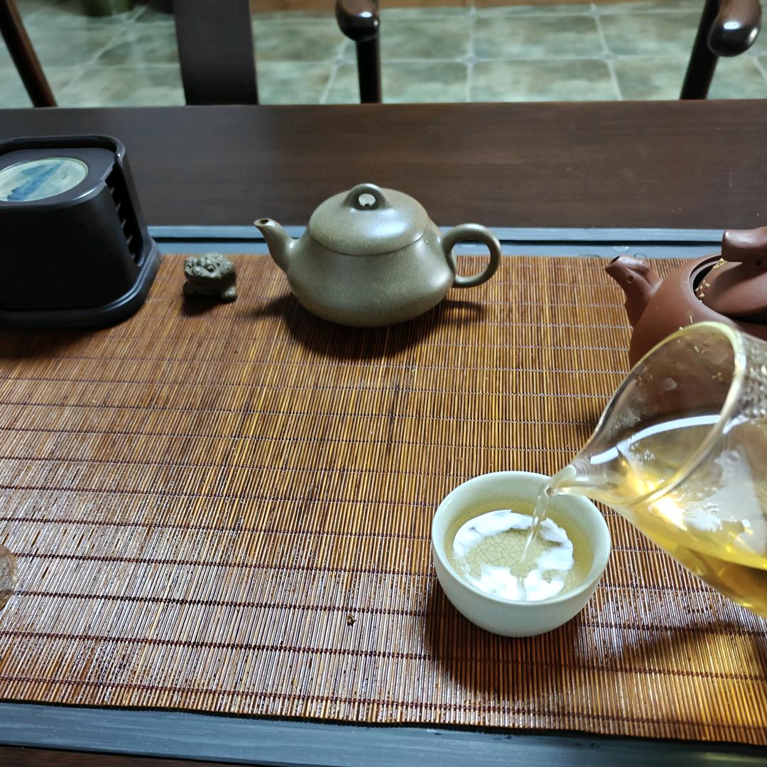 独处一偶