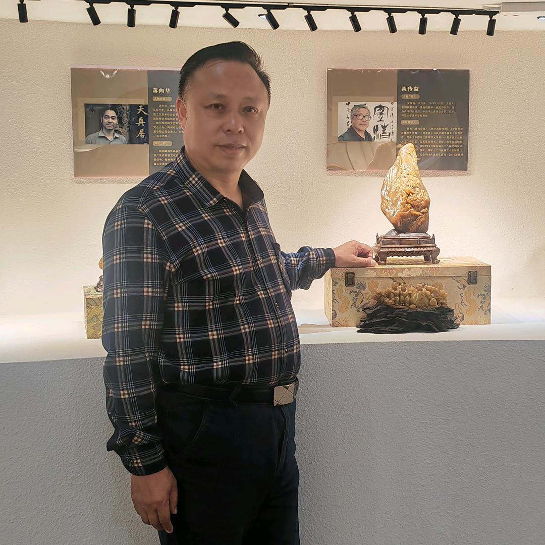 千山田黄冻石