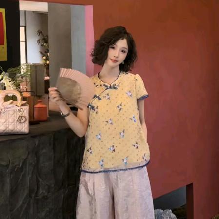 yolo宥娄-每日穿搭分享