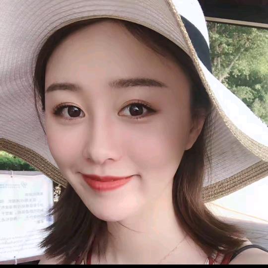 邱莹莹穿搭分享