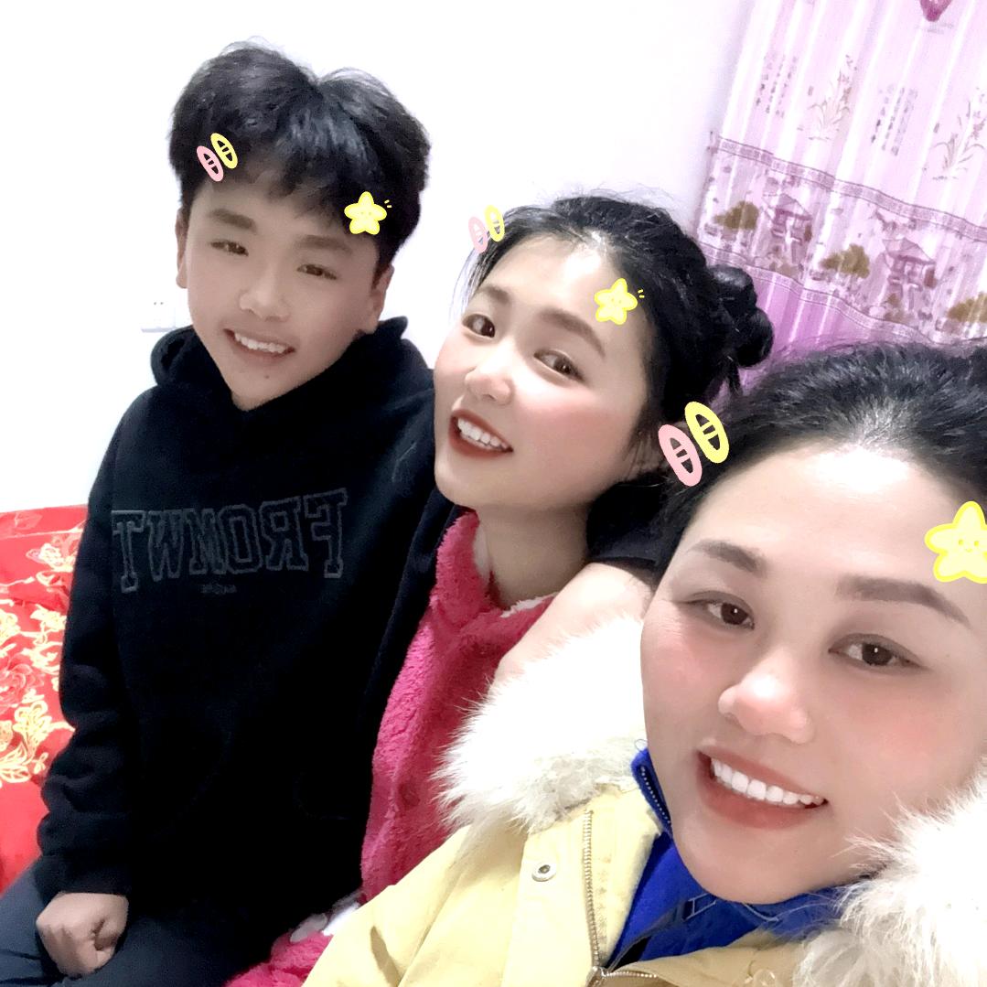 刘艳，(私信拉黑)👏👏