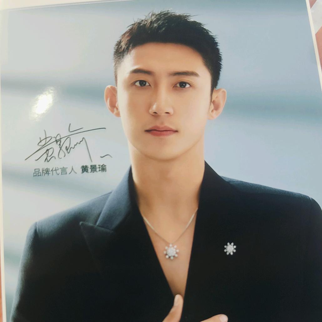 周(ಡωಡ) 六*^_^*福