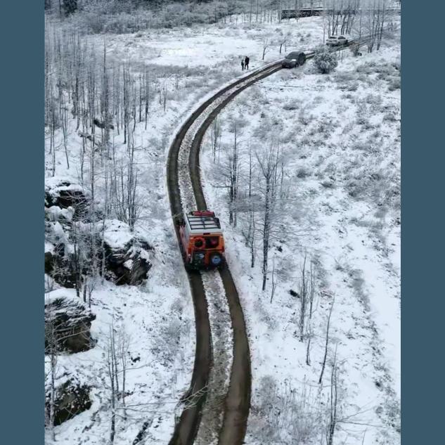 ▁倔强こ男孩う