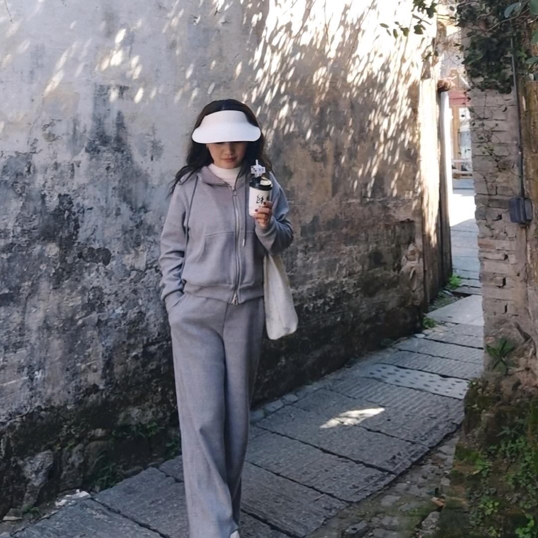 九华山导游晓君