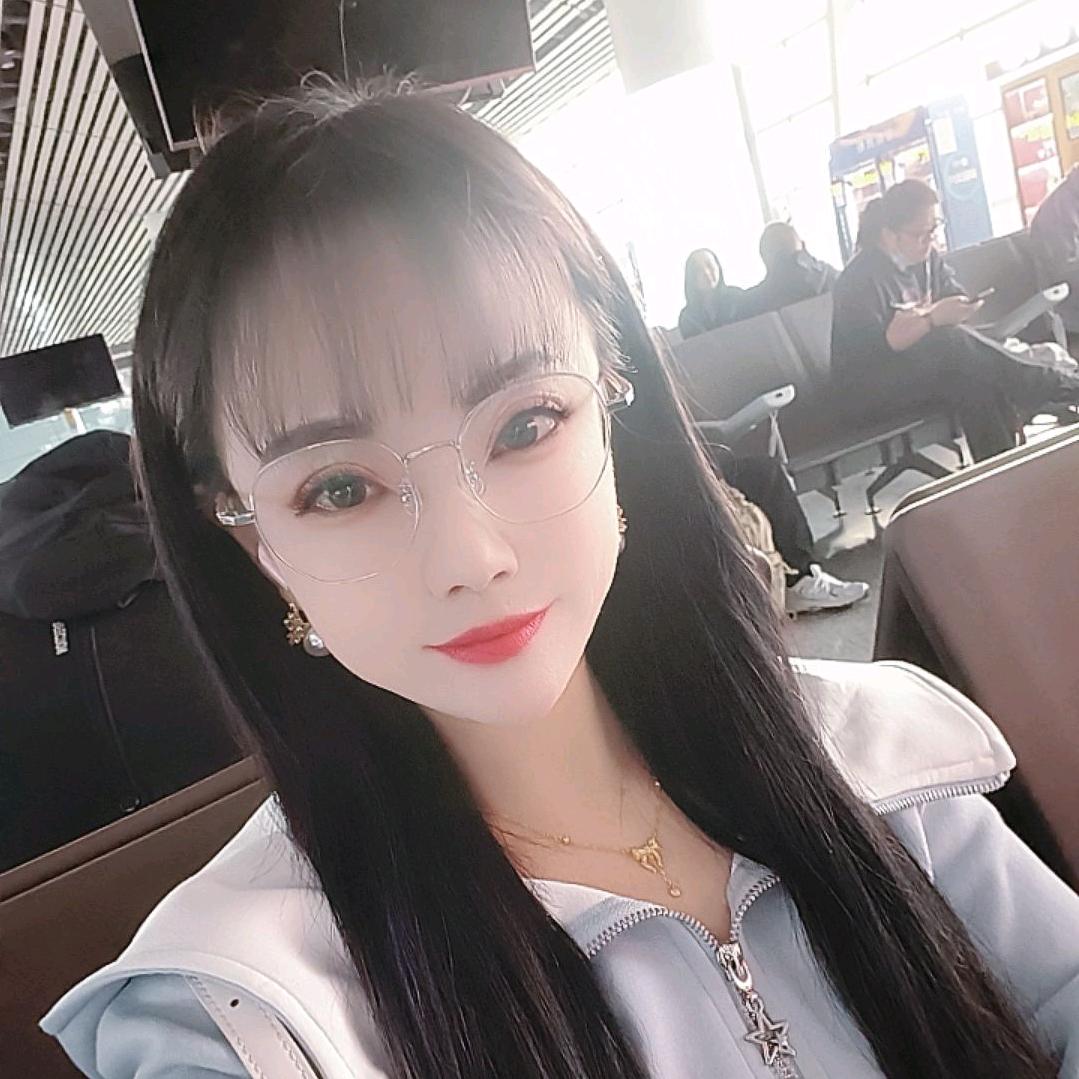 妩媚女人