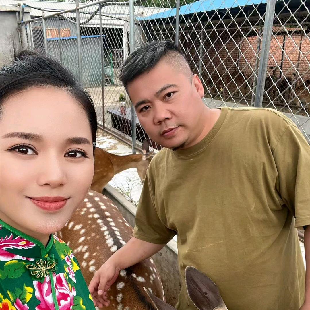 鹿乡老刘和小月