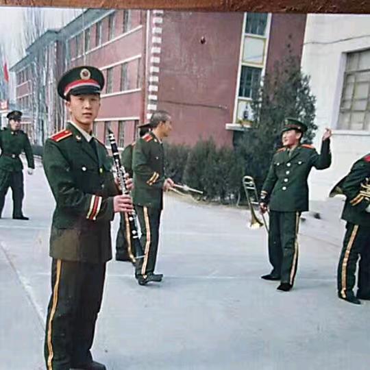 奔跑的鸵鸟