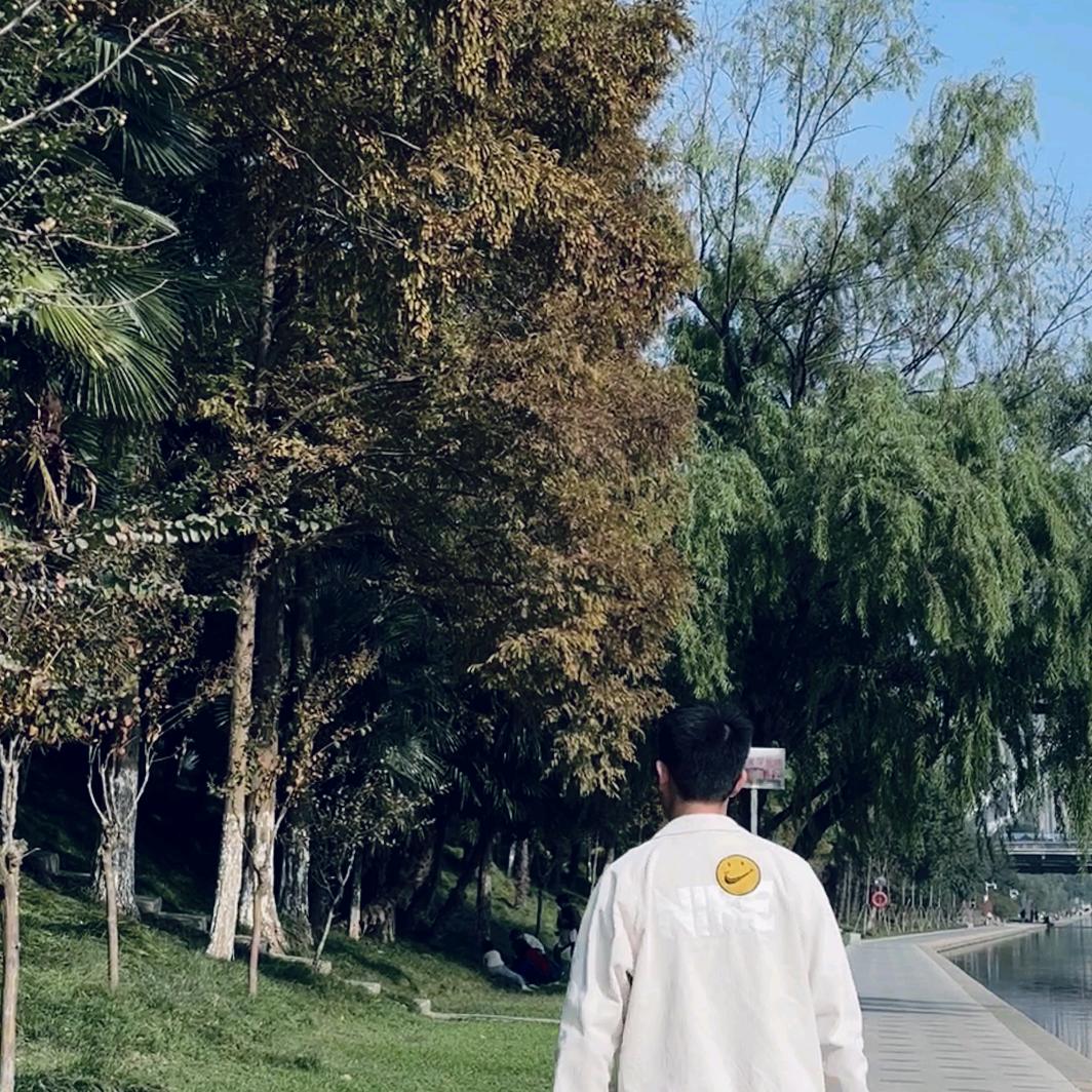 李不挑总部-王小健🌵