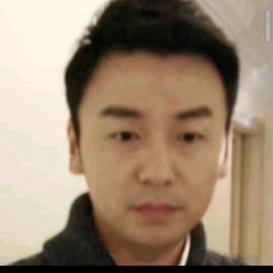 我是要给罗子君买十个羊皮底高跟鞋的陈俊生