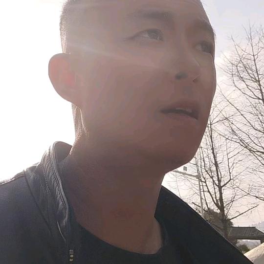 老子是个男汉子