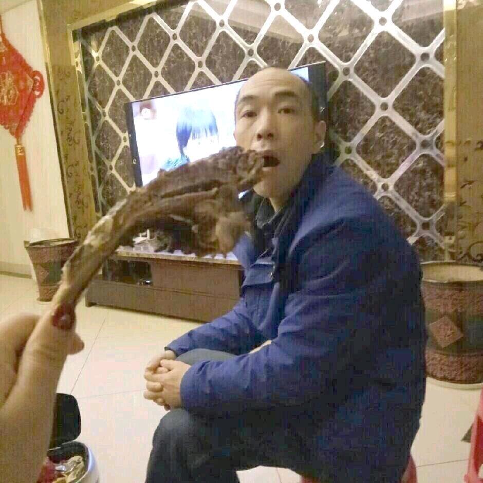 膈着屏着幕幕看人品