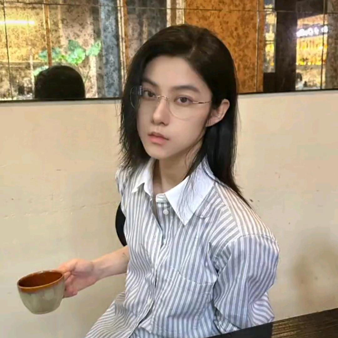 反方向的钟