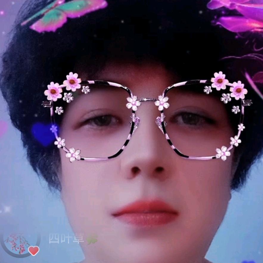 钱多多朗读者
