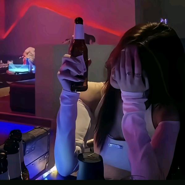 小乖❤️🖤💔🖤