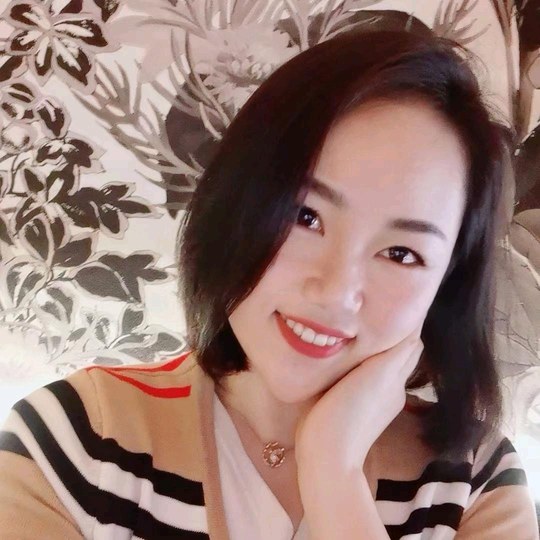 瑶瑶爱撒白胡椒