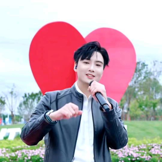 赫铭（玲姐）✨⁰¹¹²