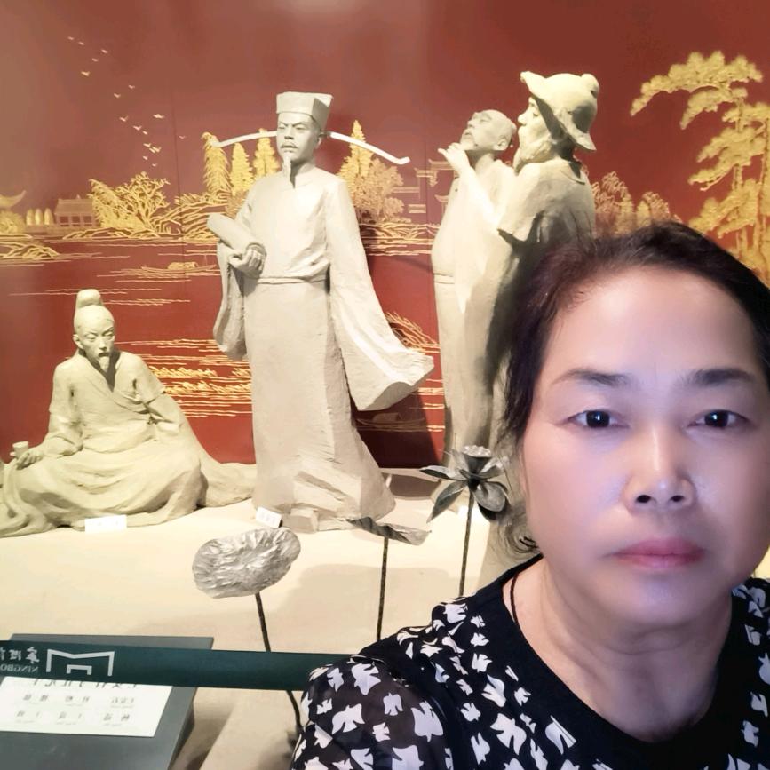 易洁美家凌姐蒸汽洗窗帘，床塾，沙发