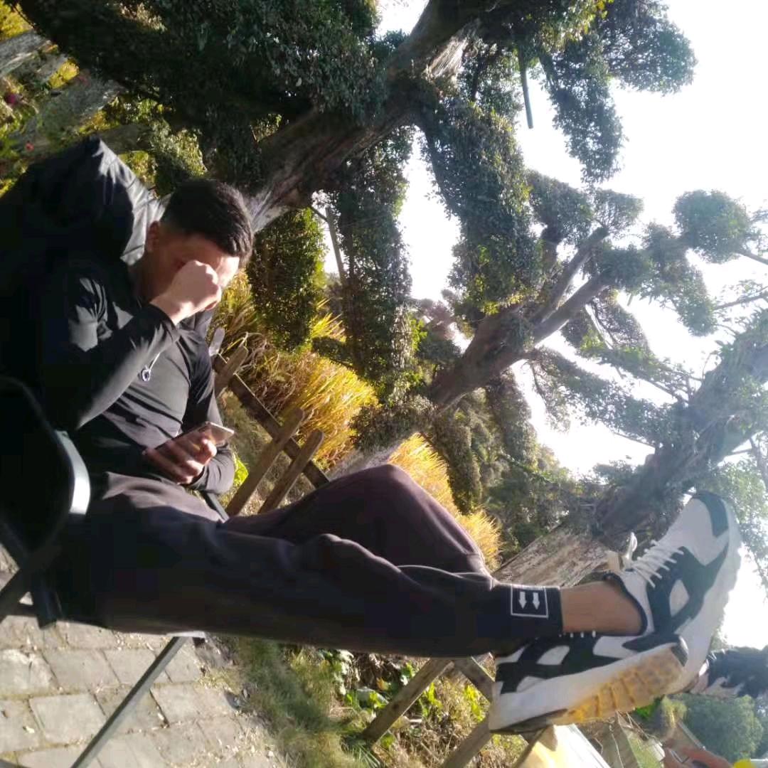 极到尊享一店妇女主任