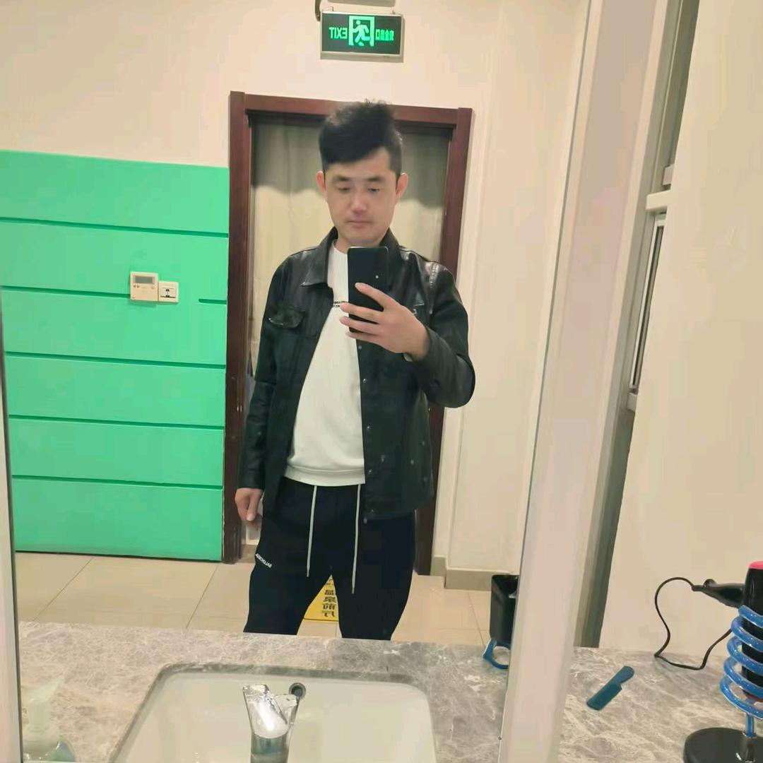 鸿发，建筑工程。