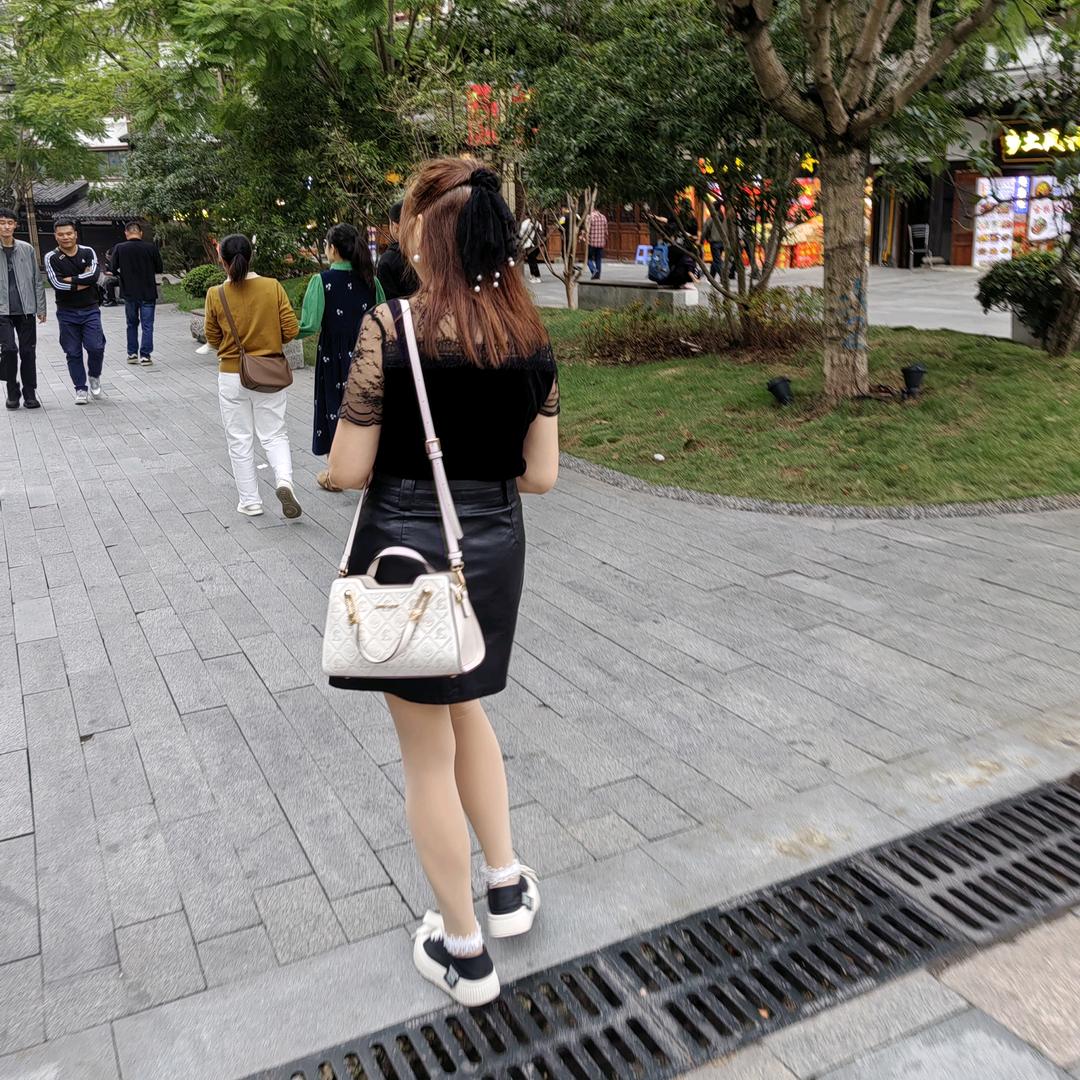 花香🌹🌹拒绝闲聊