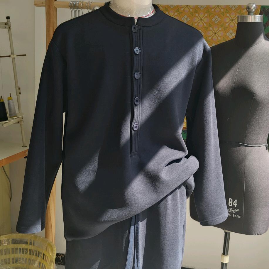 逸夫南服饰