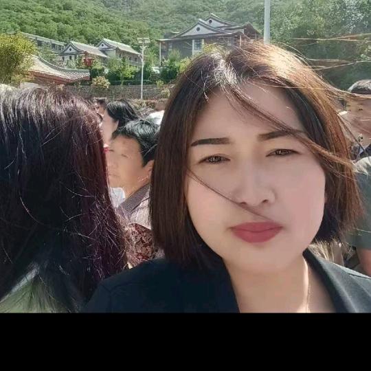 弘蕾新能源电动车