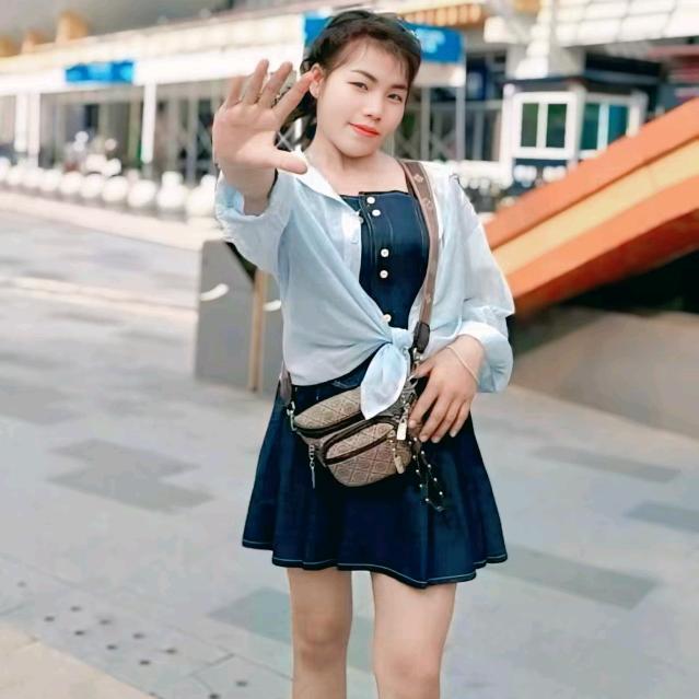 🇱🇦ສາວມົ້ງໂນນໄຮ🇱🇦